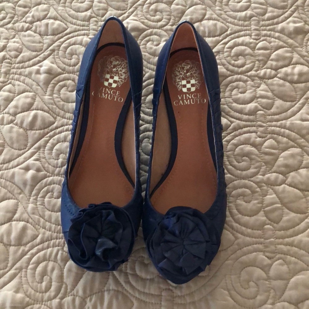 Vince Camino Blue Heels
